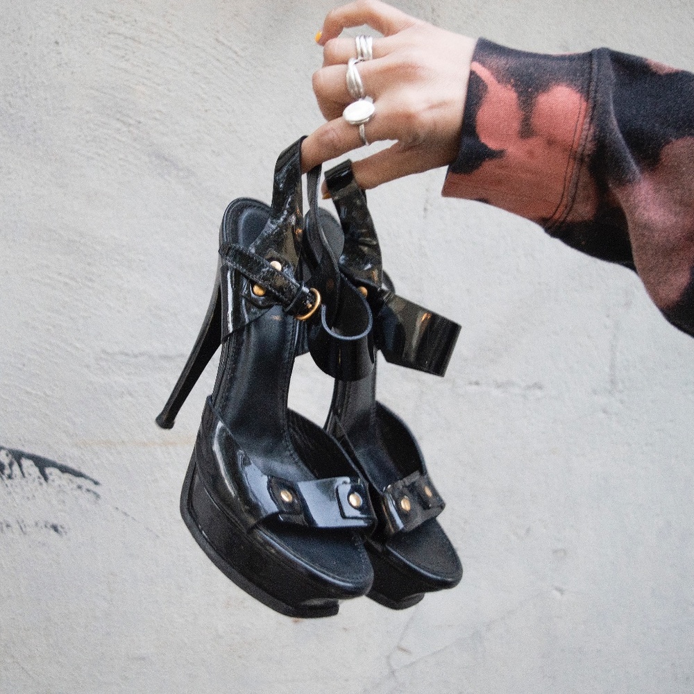 Yves Saint Laurent black patent leather platform pump sandal